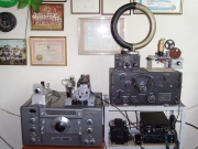 KA-116 short wave converter in its operation position